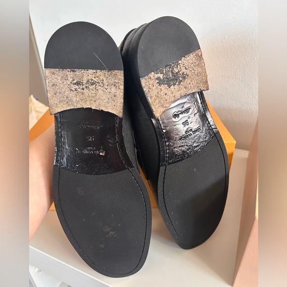 LOUIS VUITTON. Major Loafer. Mens size 9.5 - Picture 9 of 12